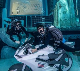 147 Deep Dive Dubai